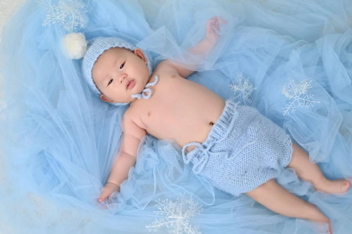 吉安宝宝要不要穿袜子